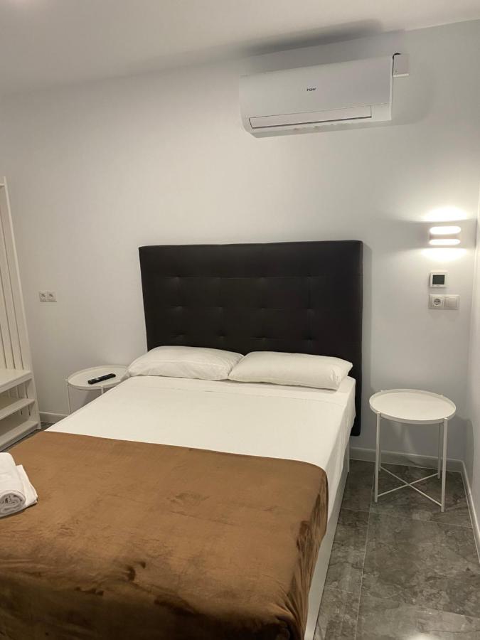 马德里 阿拉斯加旅馆酒店 外观 照片