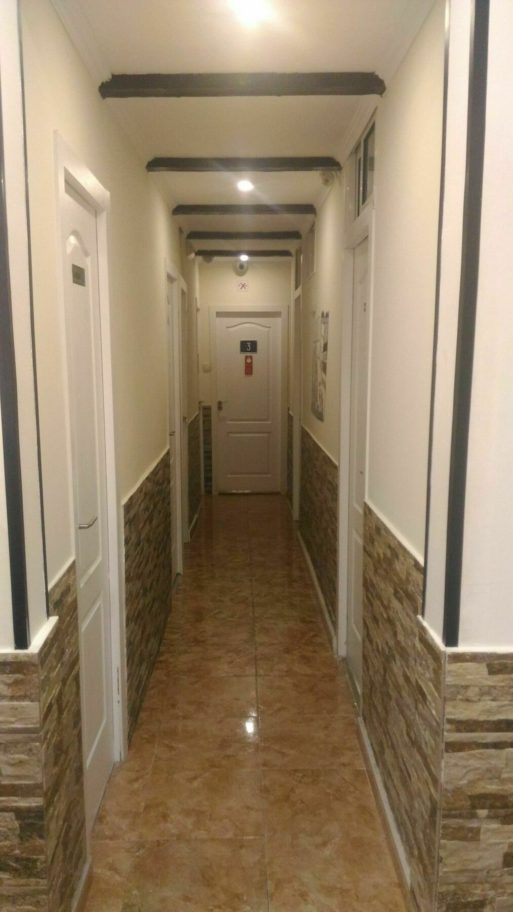 马德里 阿拉斯加旅馆酒店 外观 照片