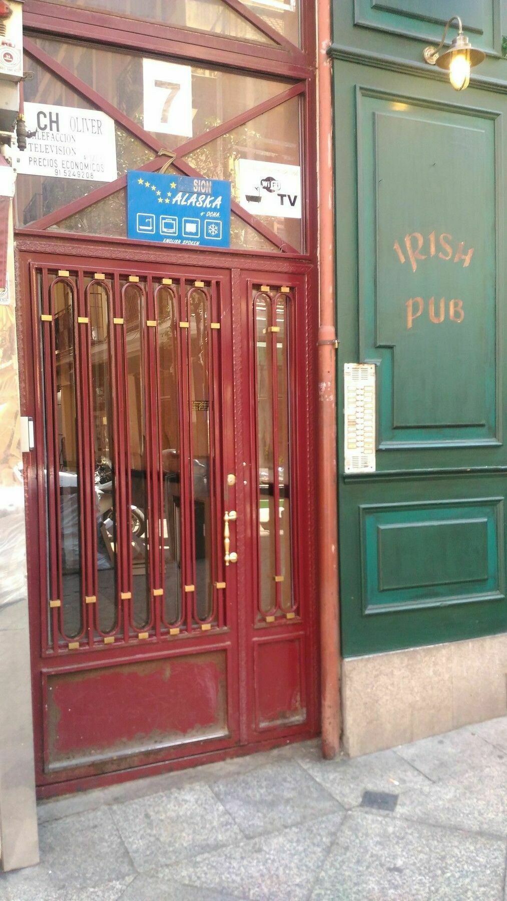 马德里 阿拉斯加旅馆酒店 外观 照片